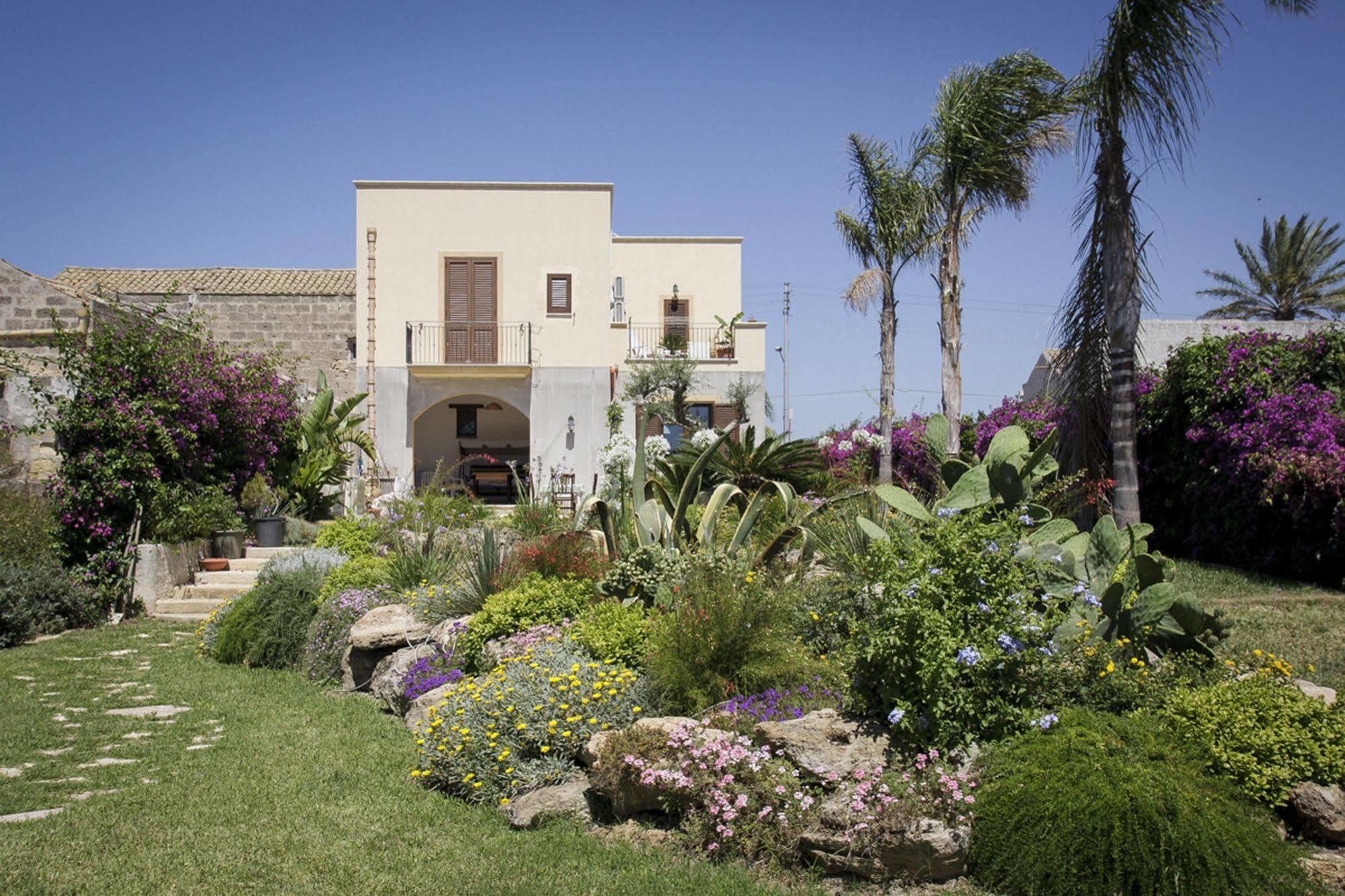 - Vista Egadi - Bed & Breakfast Torre Nubia Exterior photo